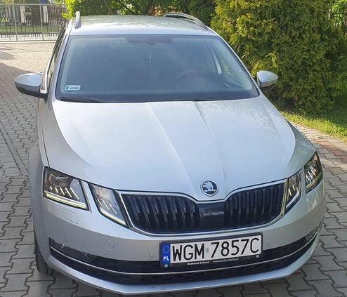 Skoda Octavia cena 64200 przebieg: 143190, rok produkcji 2017 z Błonie małe 254